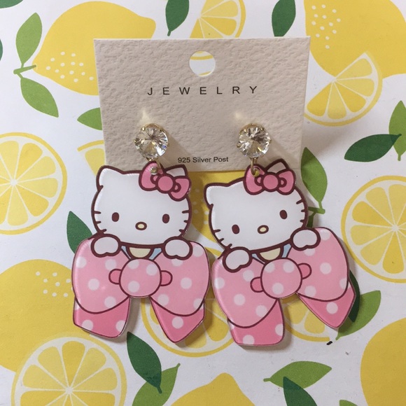 🍊NWT Sanrio Hello Kitty Pink Bow CZ Earrings - Picture 4 of 9